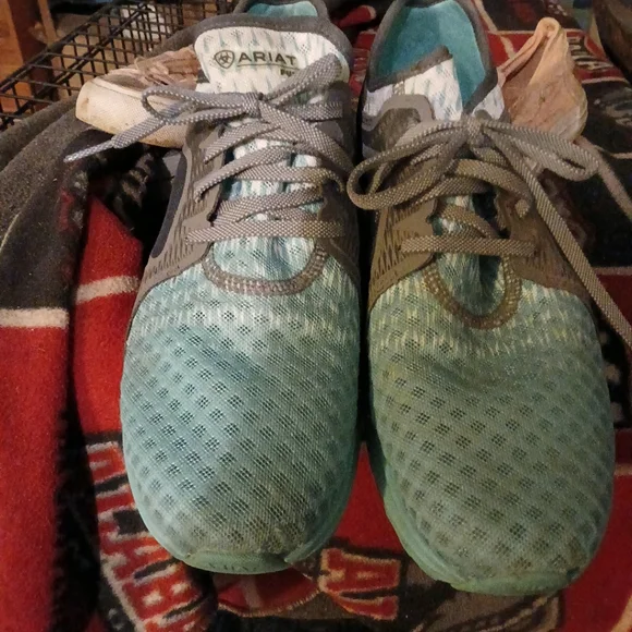 Ariat 10 green - Picture 2 of 16